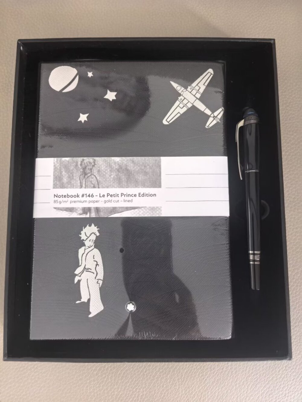 Montblanc Fountain Pen and Notebook Set